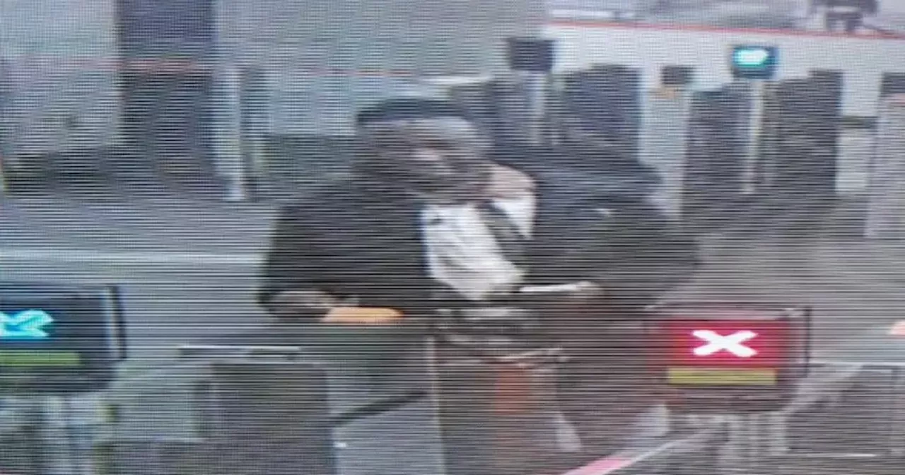 Glasgow Subway train 'assault' probed as police release CCTV image