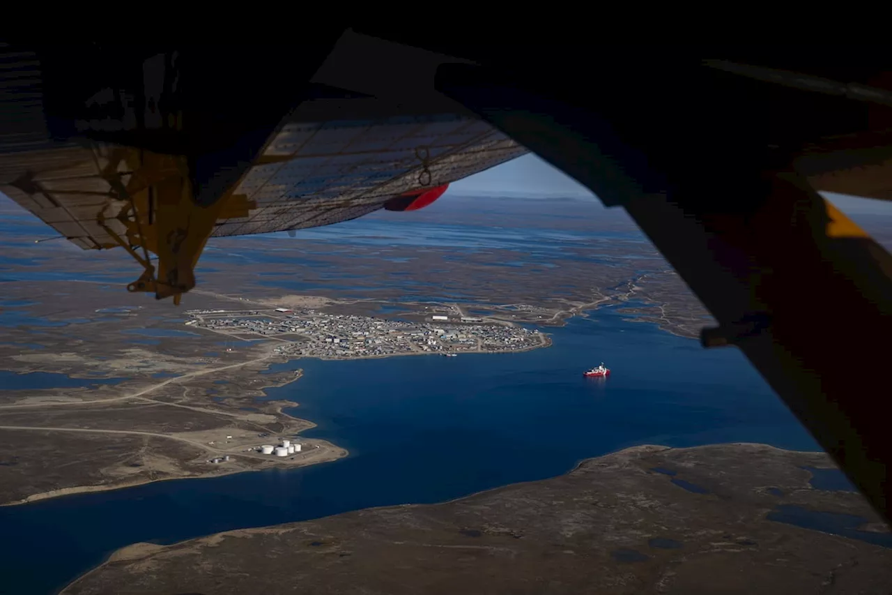 Globe Climate: Armed Forces in a changing Arctic