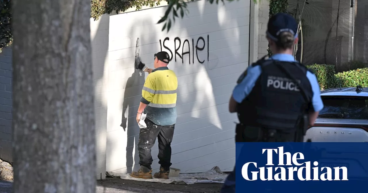 Car set on fire and buildings vandalised with anti-Israel graffiti in Sydney