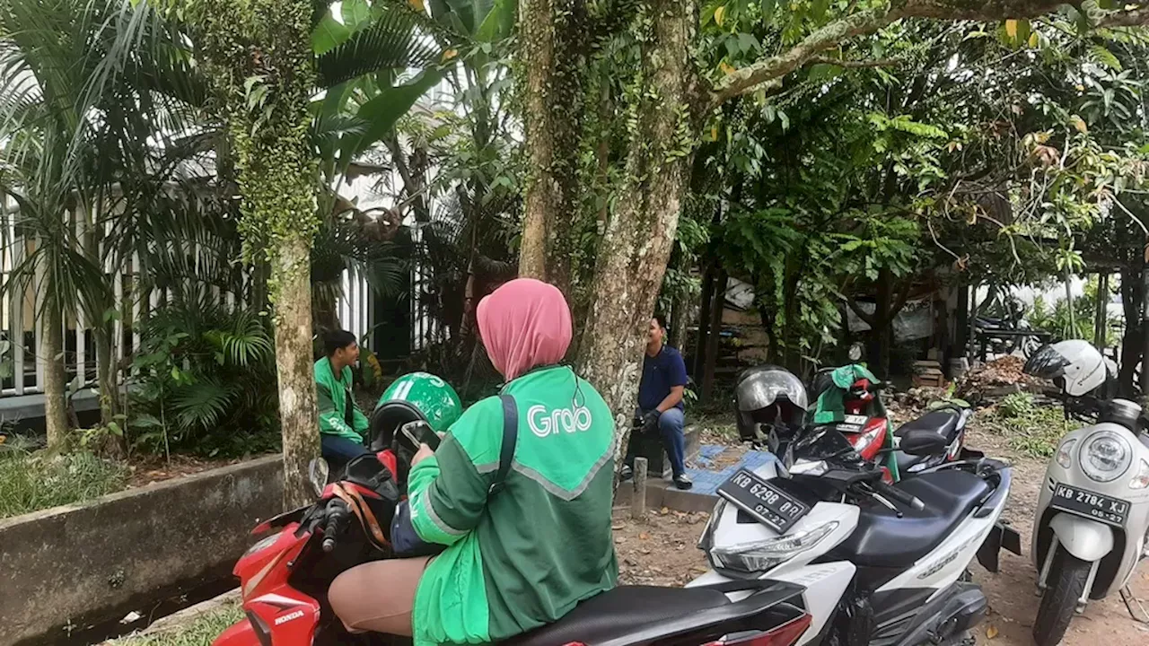 Pekerja Informal Kian Mendominasi, Kepesertaan Jamsostek Seret