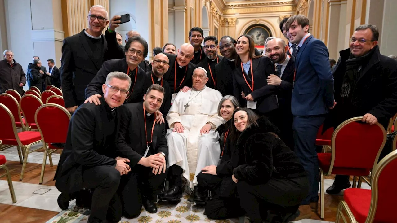 Pope to theologians: ‘Ideology kills reality and manipulates people’