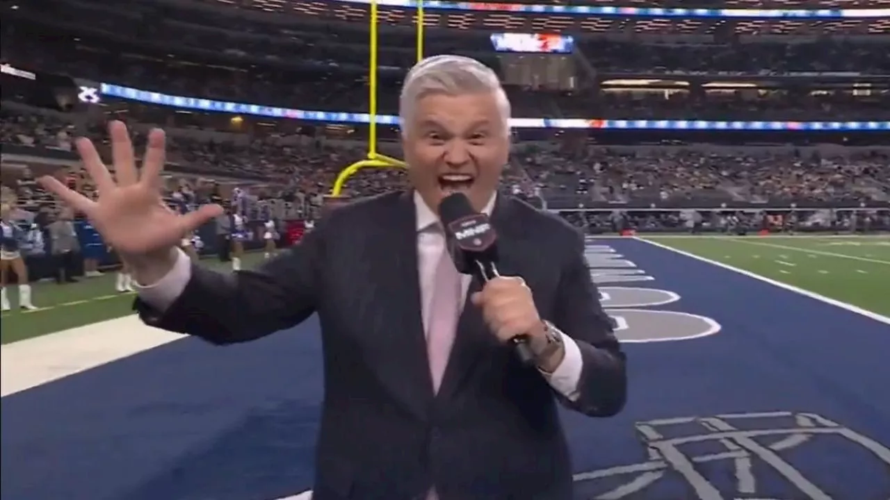 Así fue la celebración de John Sutcliffe y su 300 Monday Night Football