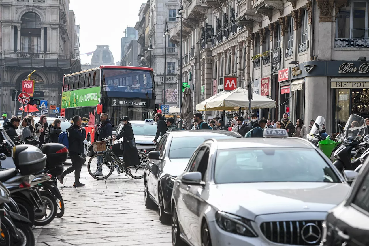 Codice della strada, cambia tutto: e nel 2025 anche l'esame per la patente