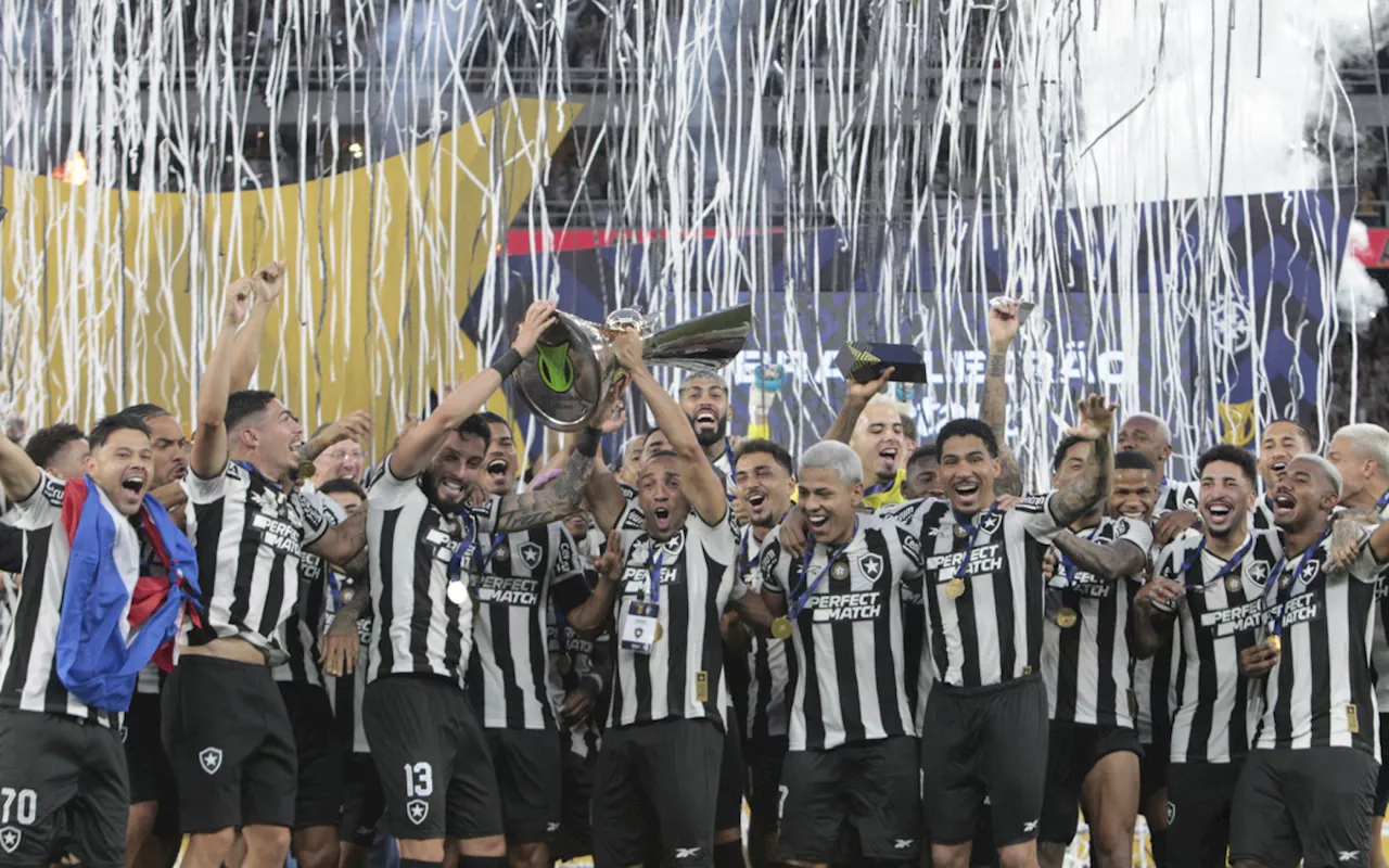 Botafogo chega ao Catar para a disputa da Copa Intercontinental