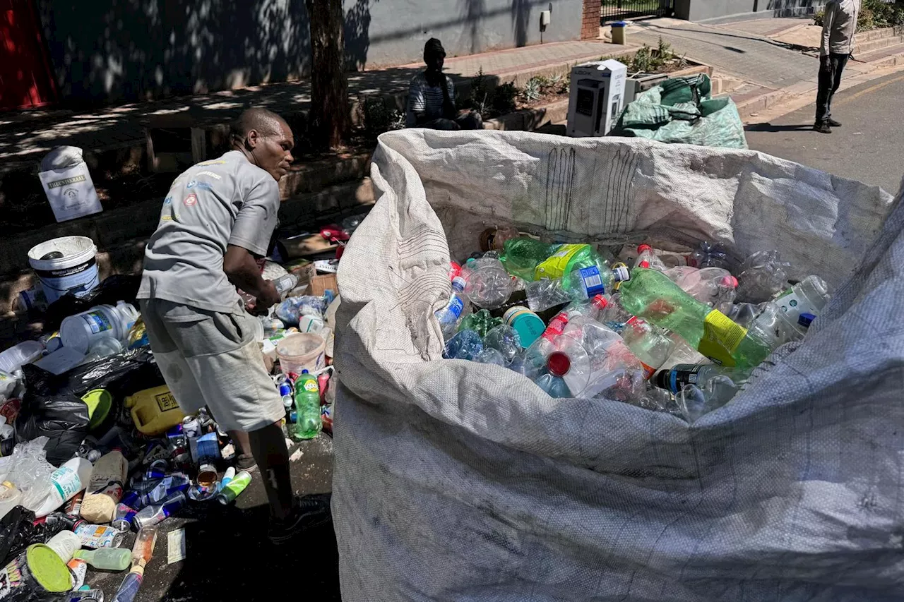 En Afrique du Sud, les collecteurs de déchets se battent pour leurs droits