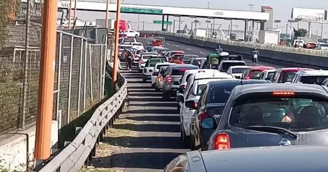 Bloqueos asfixian la zona norte del Valle de México