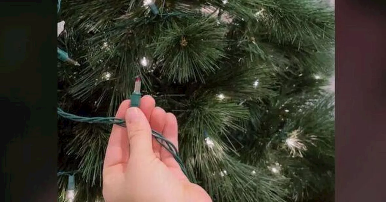 People only just realising why Christmas tree lights have one red bulb