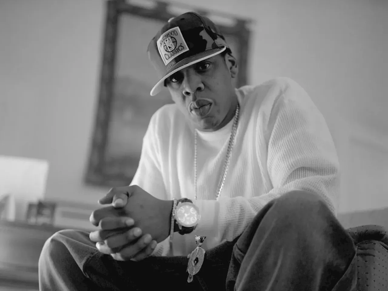 Jay-Z потребовал раскрыть личность женщины, обвинившей его в изнасиловании