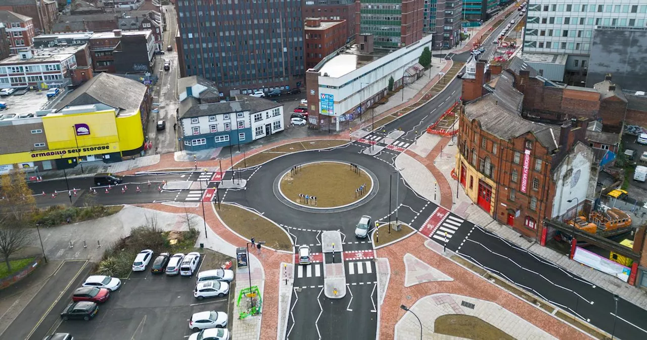 New roundabout prioritises cyclists and people seem to like it