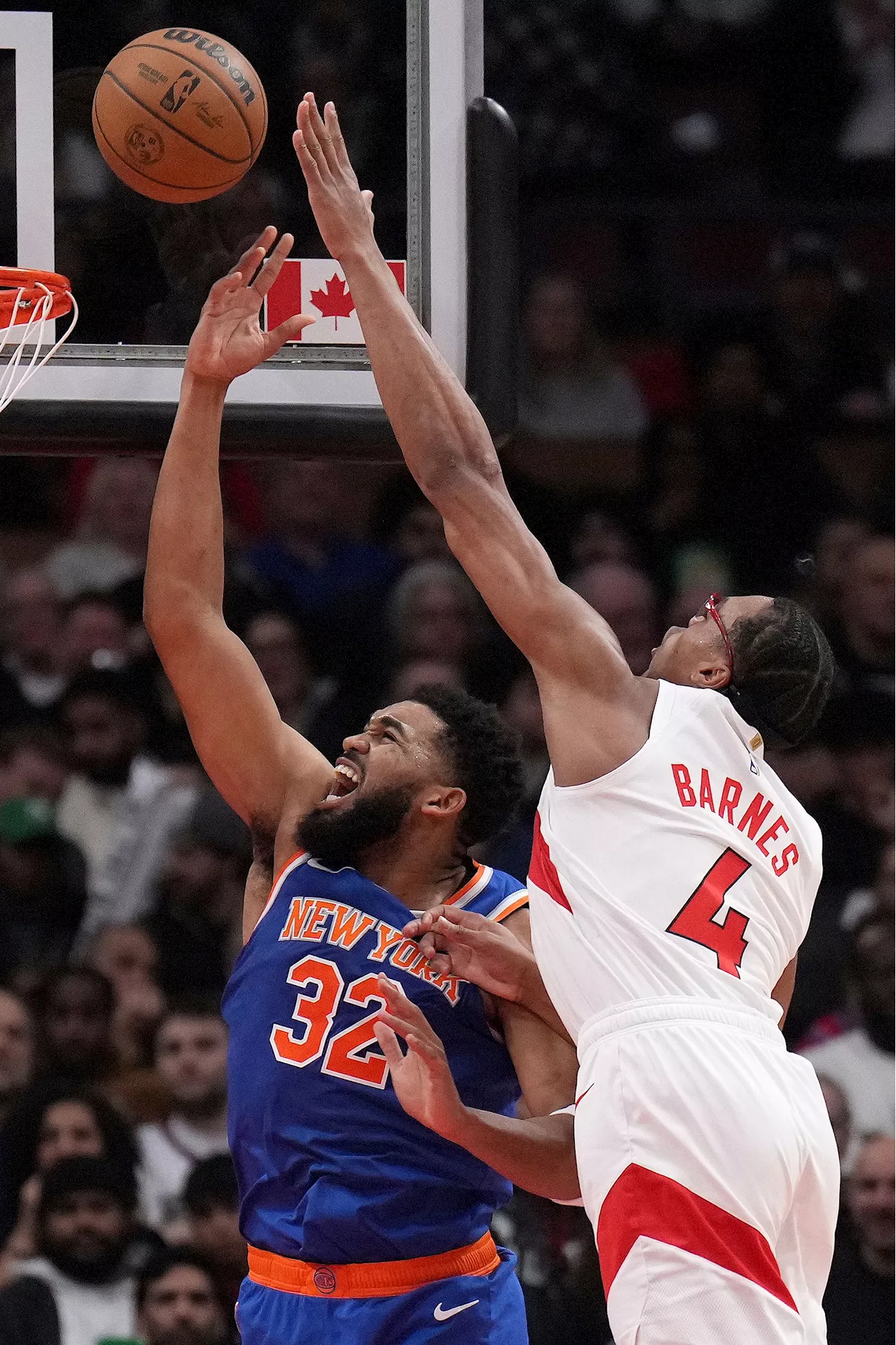 Towns anchors Knicks over Raptors for fifth win in six games