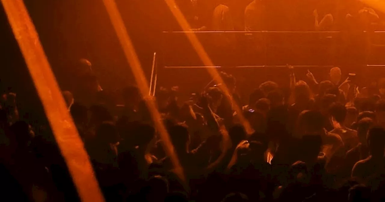 Should phones be banned in clubs as new Manchester venue enforces big rule