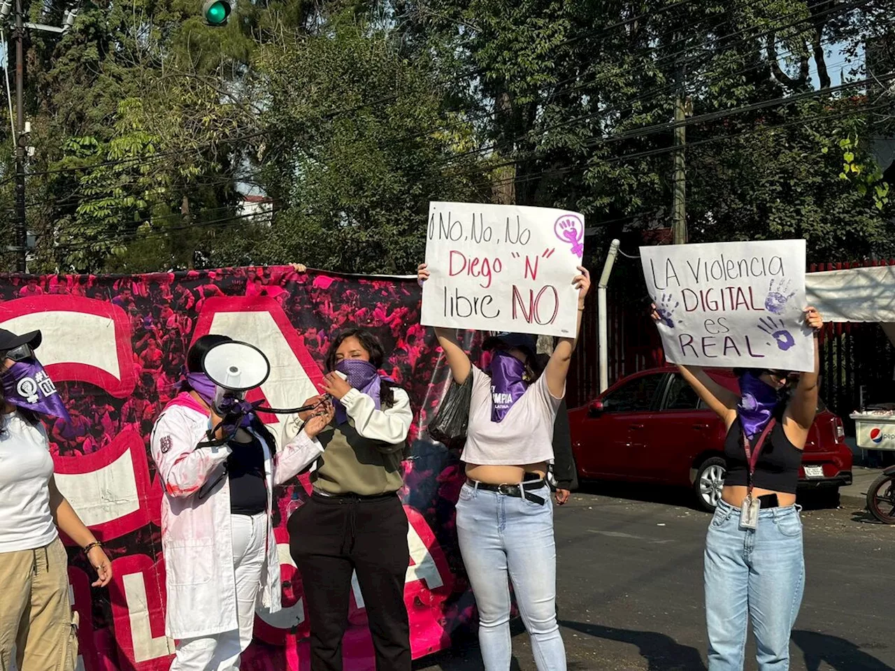 Alumnas del IPN piden justicia tras ser víctimas de Diego 'N', joven acusado de editar fotos con IA