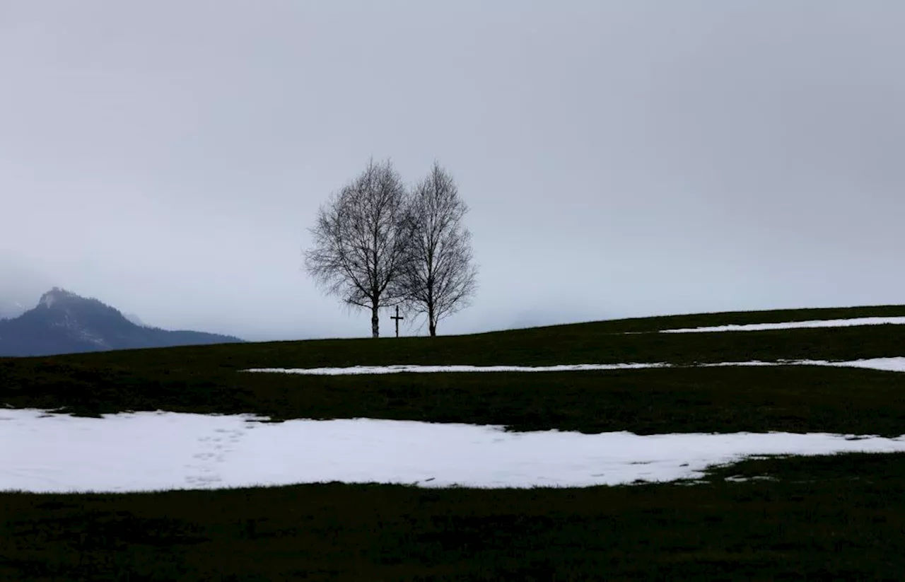 Winterwetter in Bayern erwartet: DWD rechnet mit Frost, Glätte und Schneefall