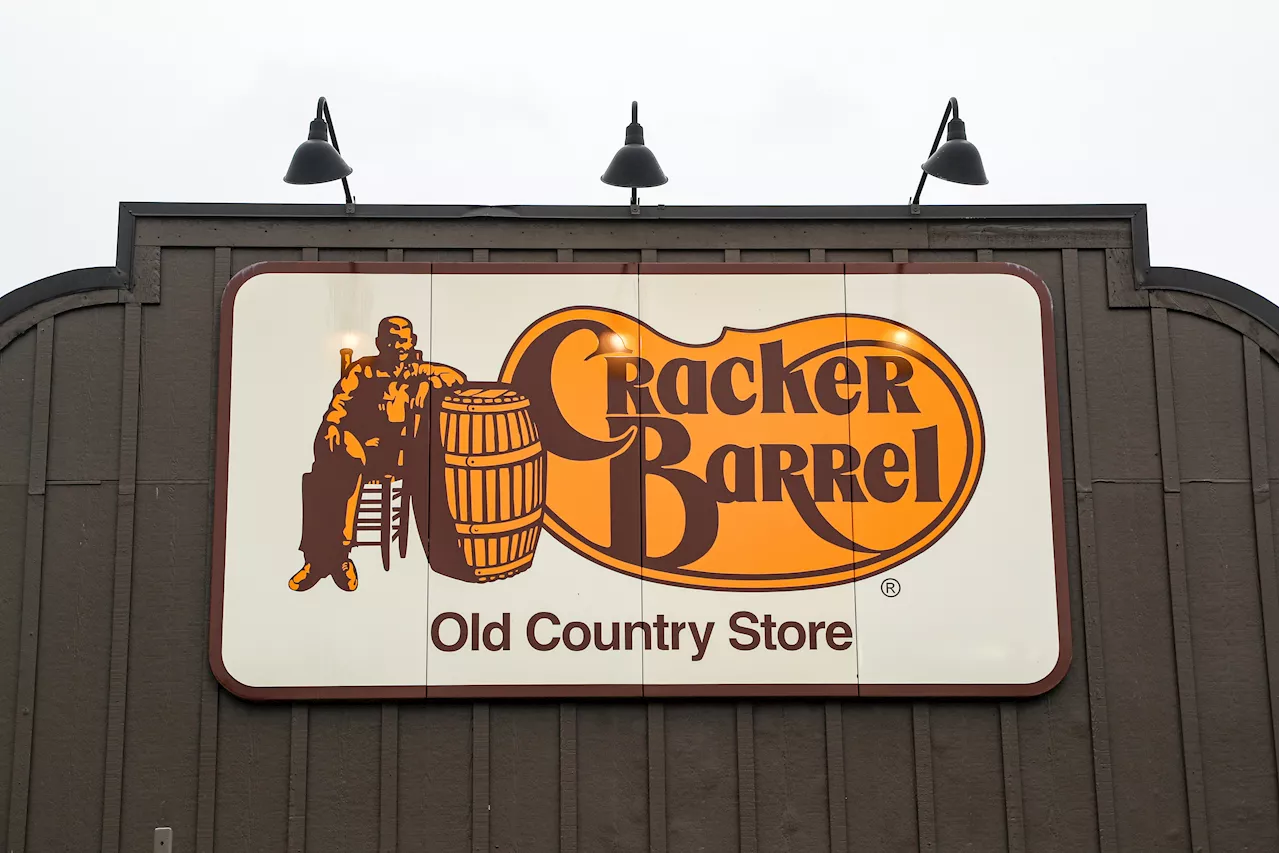 Cracker Barrel apologizes after turning away students with disabilities