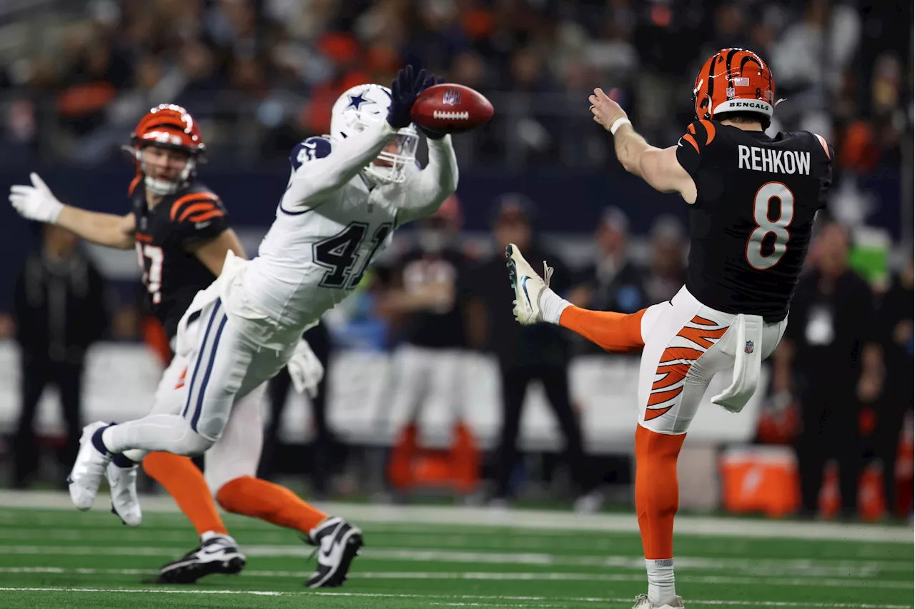 Burrow, Chase lift Bengals after botched blocked punt by Cowboys in 27-20 Cincinnati victory