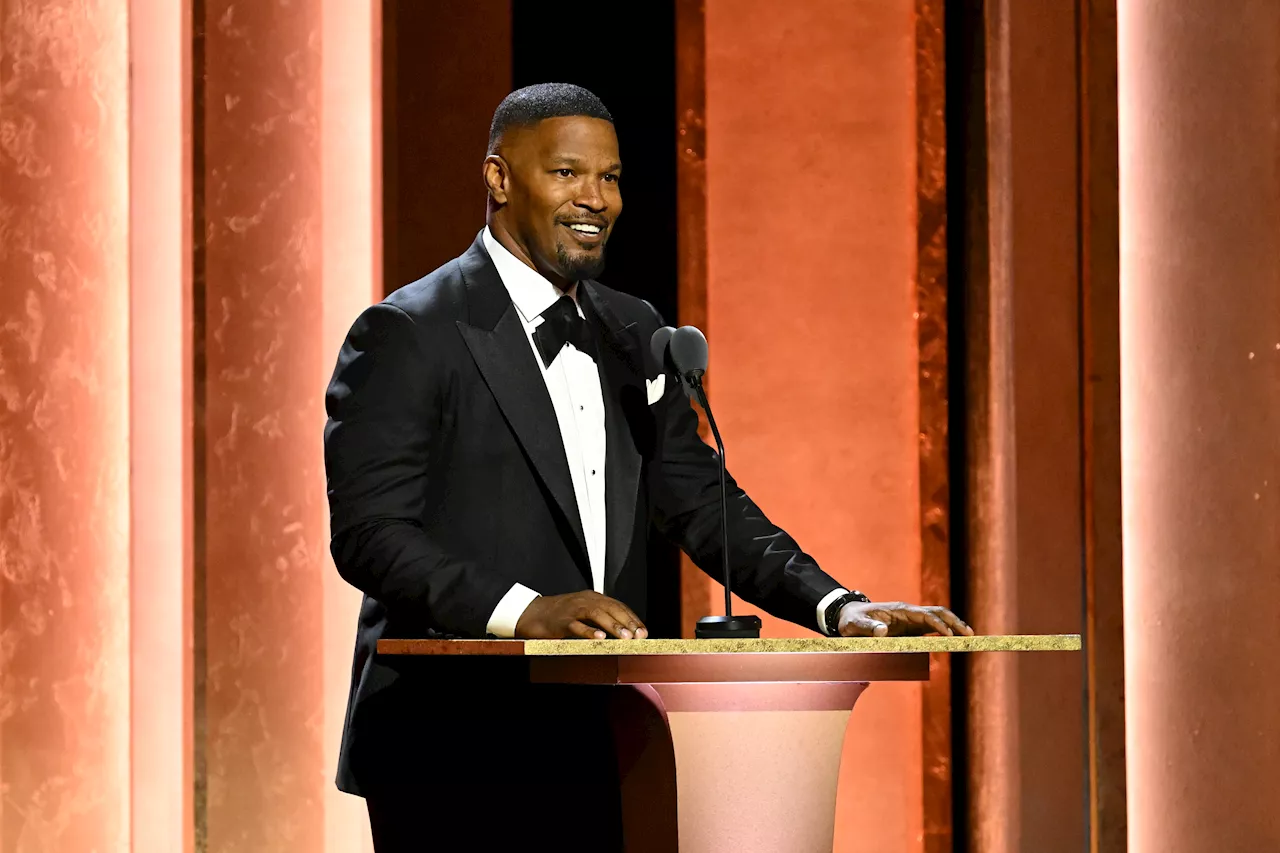 Jamie Foxx reveals illness that left him hospitalized for weeks in new Netflix special