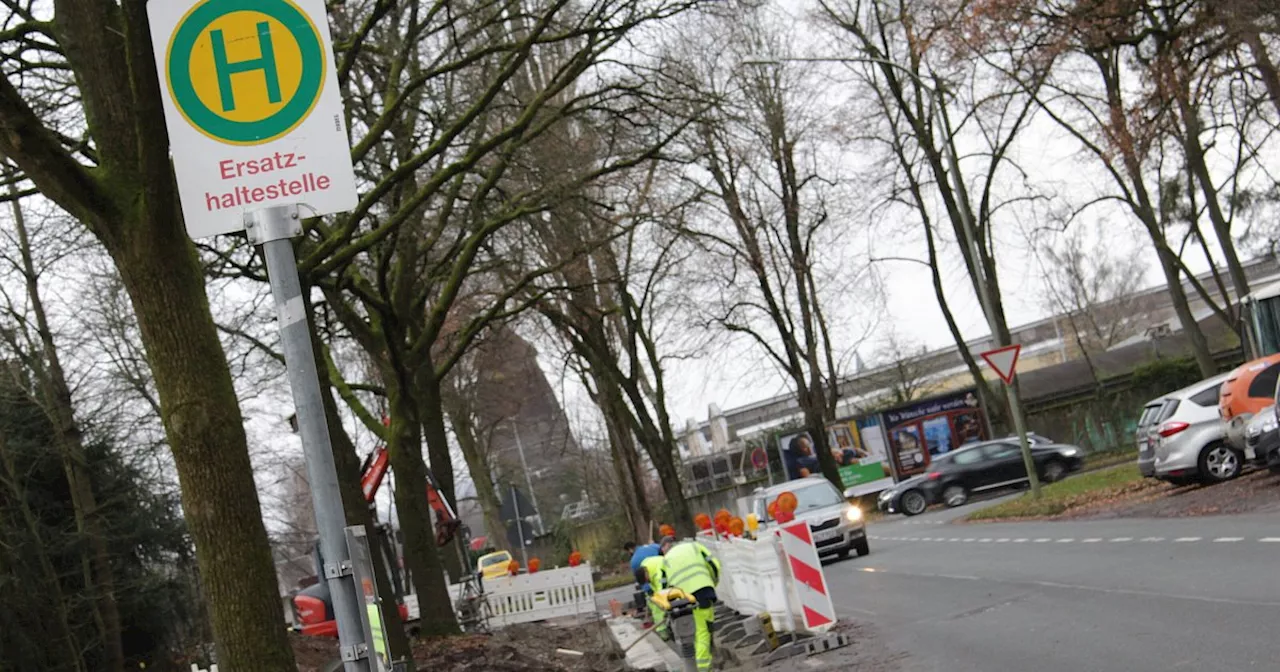 Ärger wegen matschiger Bushaltestelle: Stadt Paderborn reagiert