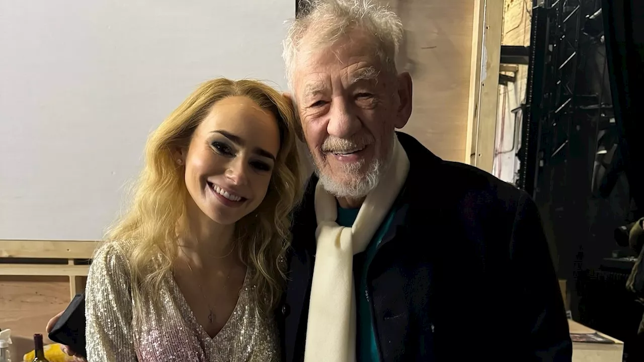 Lily Collins erhält bei Debüt Unterstützung von Ian McKellen