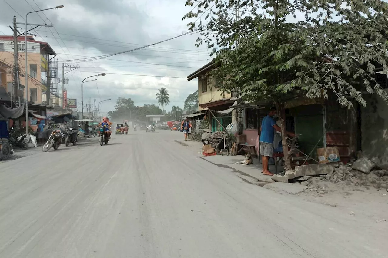 Kanlaon Volcano blast: Health dept warns public of potential health hazards