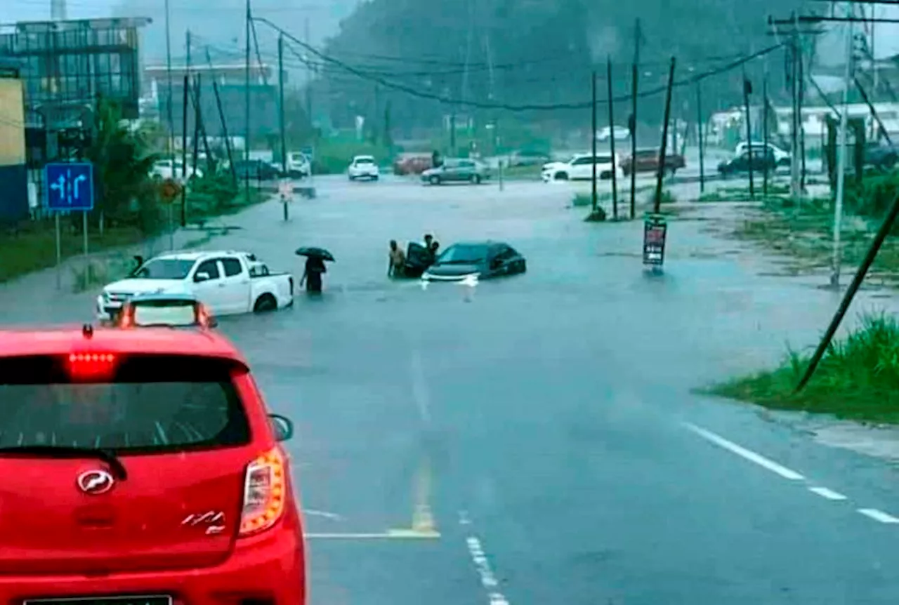 More flood victims in East Coast and Johor relocated to temporary relief centres