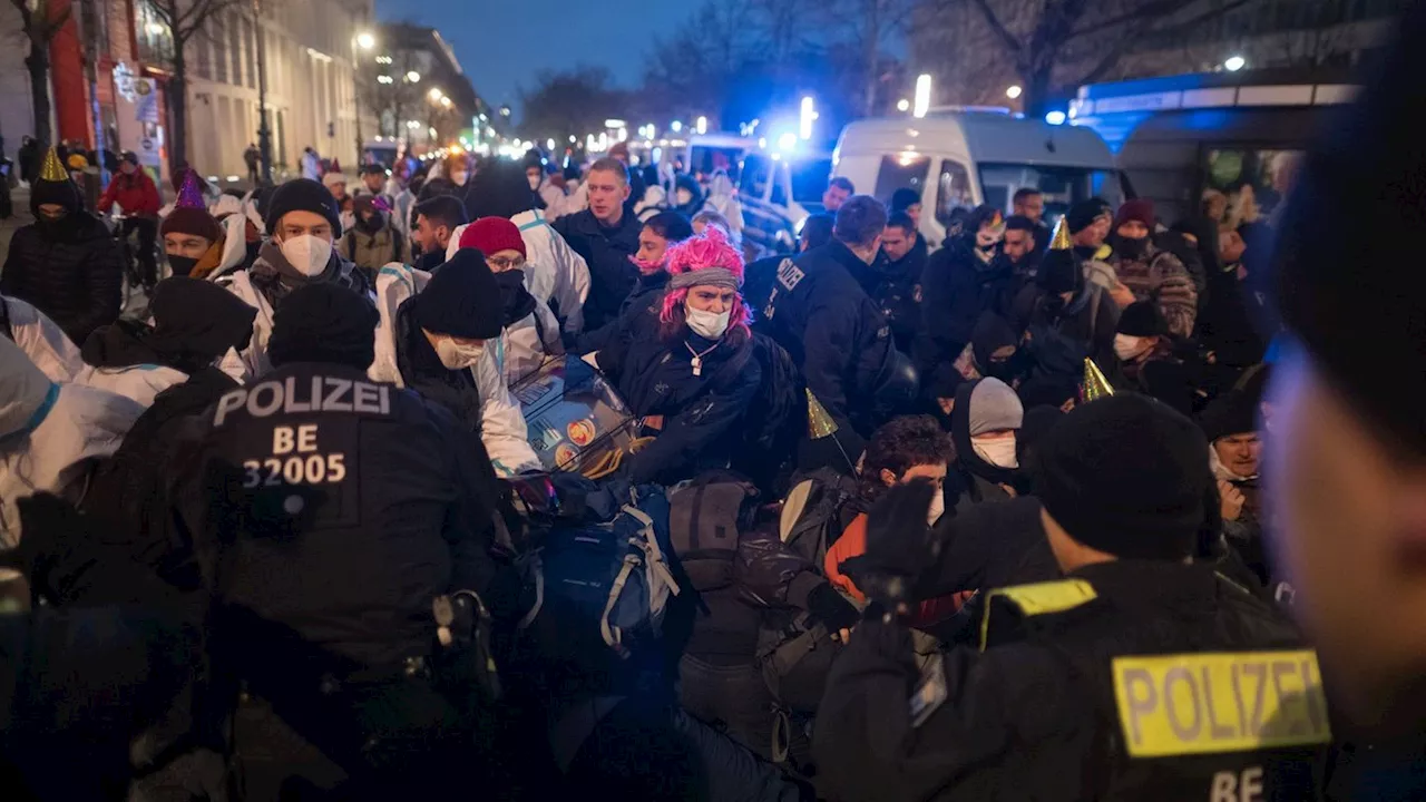 Konferenz zu Flüssiggas: 203 Festnahmen bei Protest gegen Gas-Konferenz