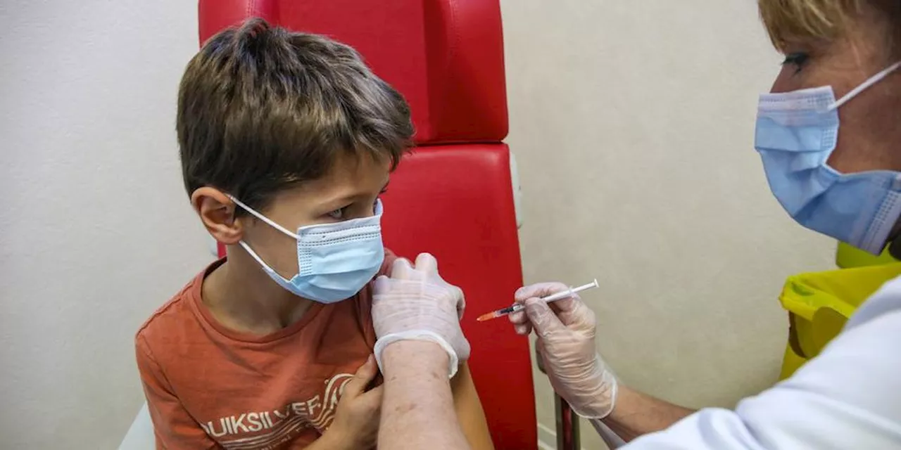 Covid-19 : seul un enfant sur 20 âgé de 5 à 11 ans a été vacciné contre le virus en France, selon une étude