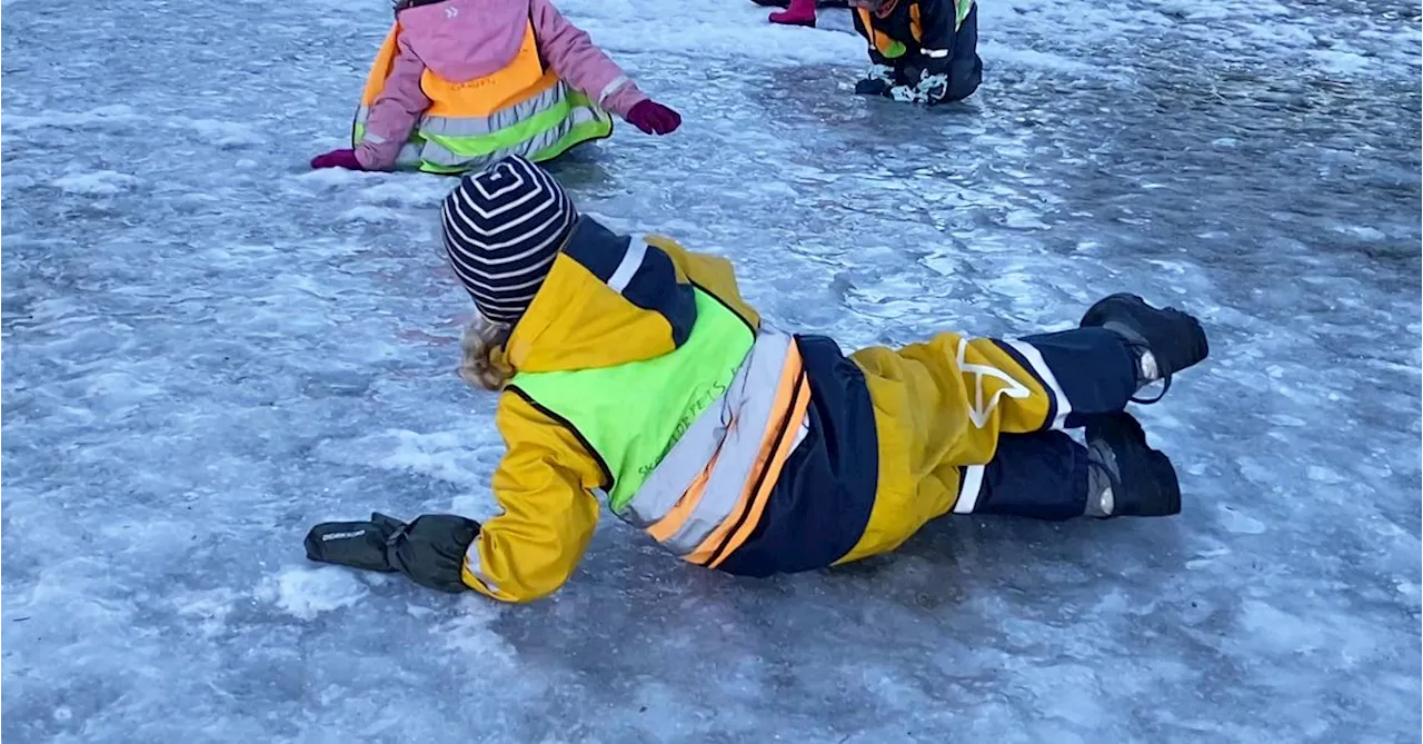 Fler förskolor stoppar reflexvästar efter dödsolyckan – hör rektorn i Arjeplog