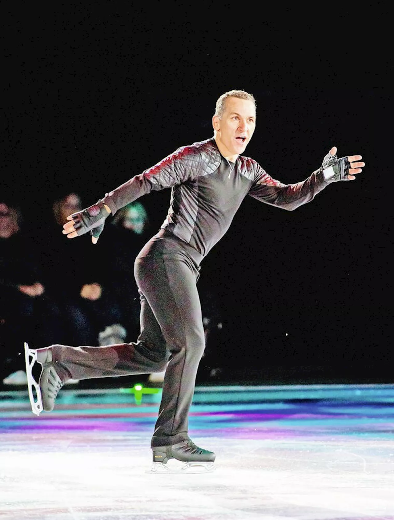 Stojko headlines Stars on Ice Holiday show