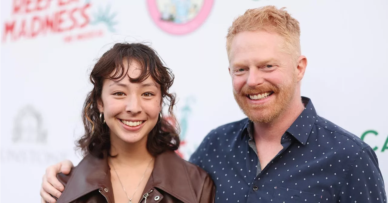 Jesse Tyler Ferguson's Modern Family Daughter Sends Him to 'Voicemail'