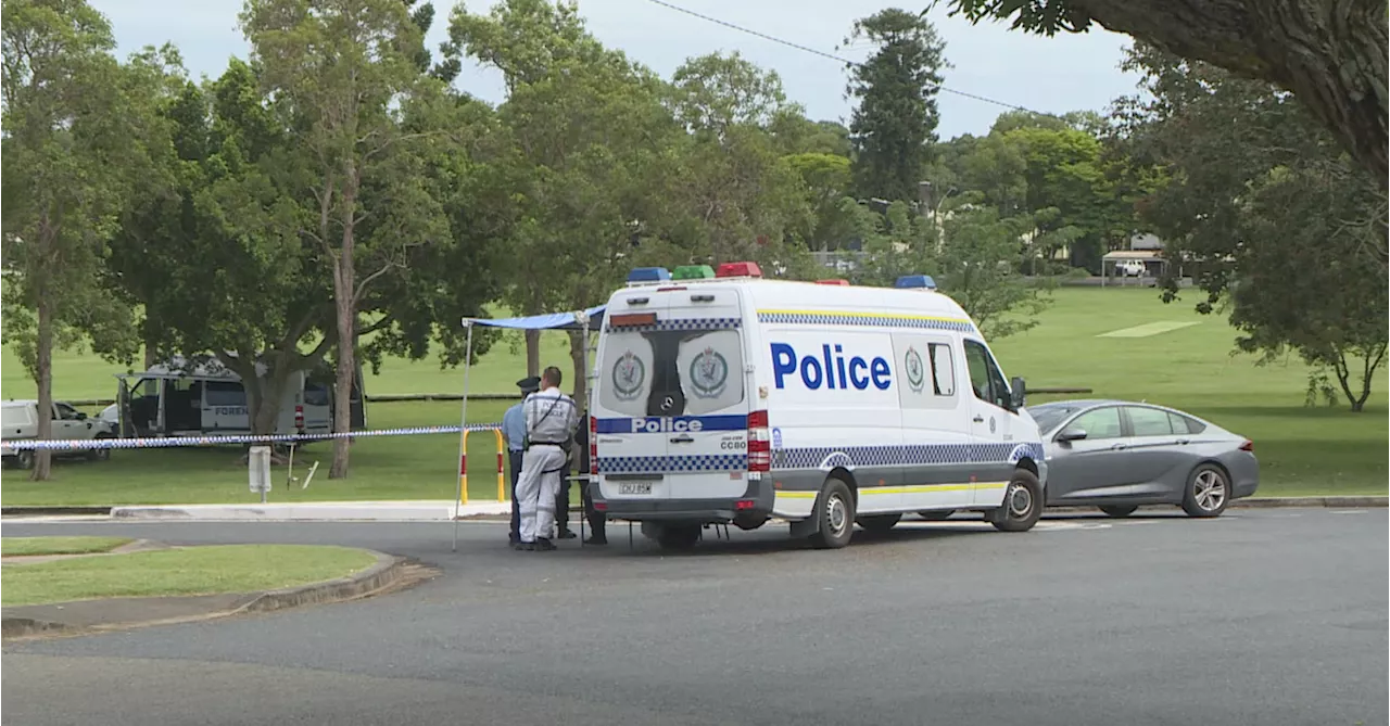 Man shot by police after allegedly threatening officers with knife at NSW park