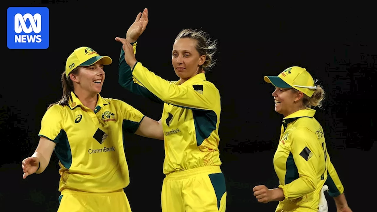 Live updates: Australia vs India, third women's ODI at the WACA