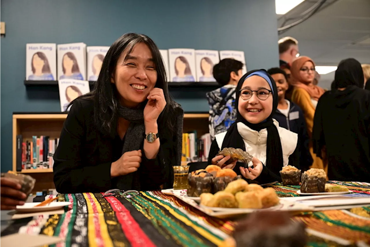 Premio Nobel Han Kang incontra gli studenti di Stoccolma