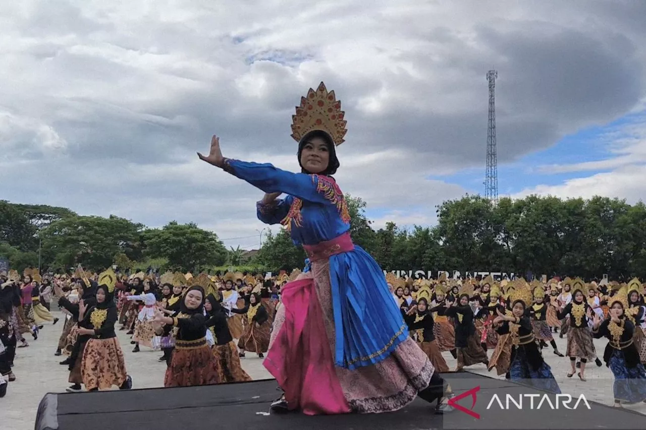 1.987 siswa di Banten cetak rekor MURI dunia bawakan Tari Walijamaliha