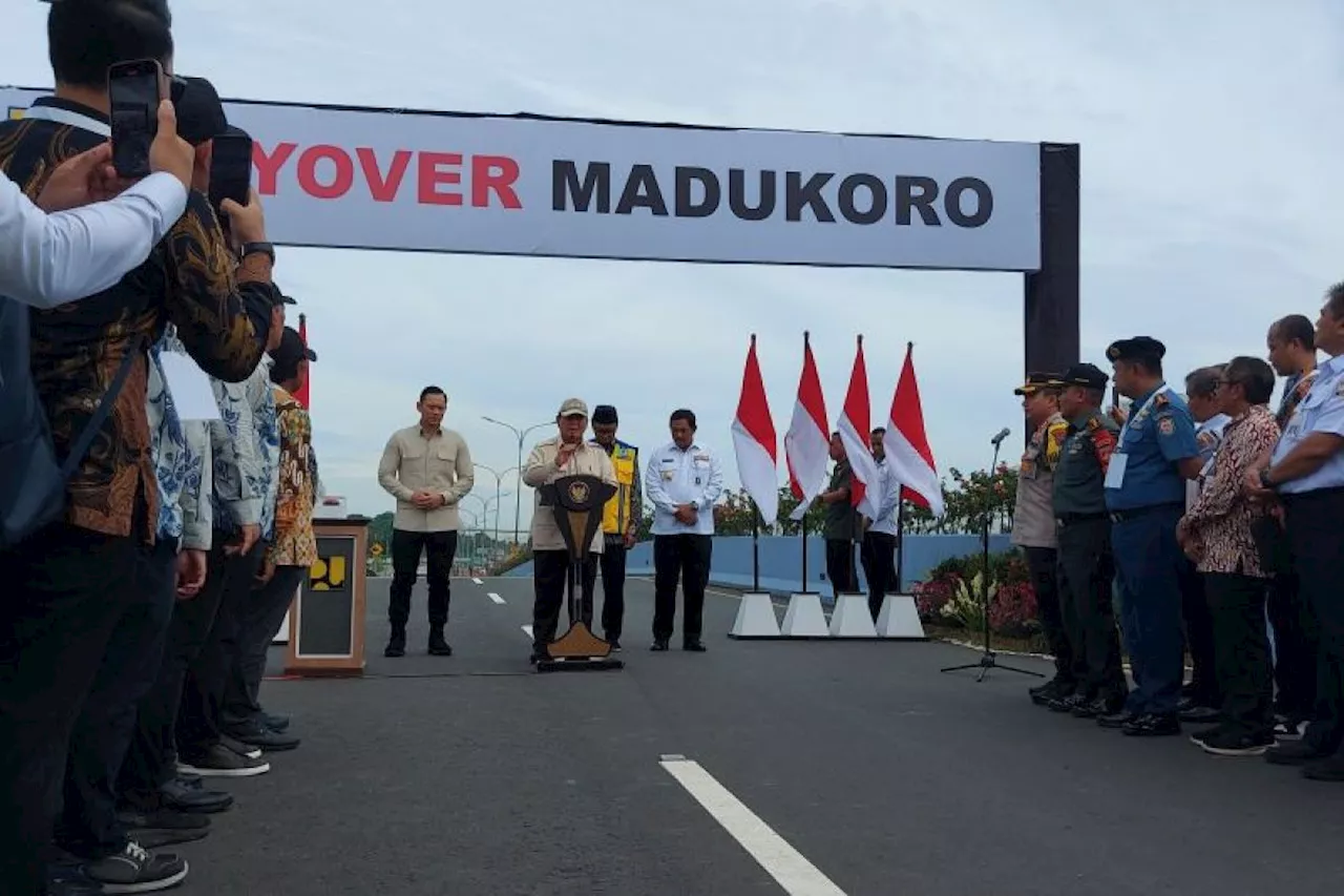 Prabowo resmikan Jalan Layang Madukoro untuk tingkatkan ekonomi Jateng