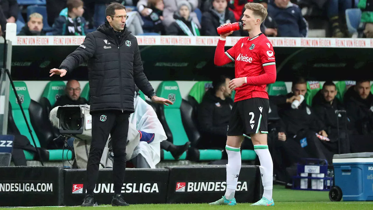 Hannover 96: Nach zwei Patzern: Abwehr-Trainer verteidigt Abwehr-Star