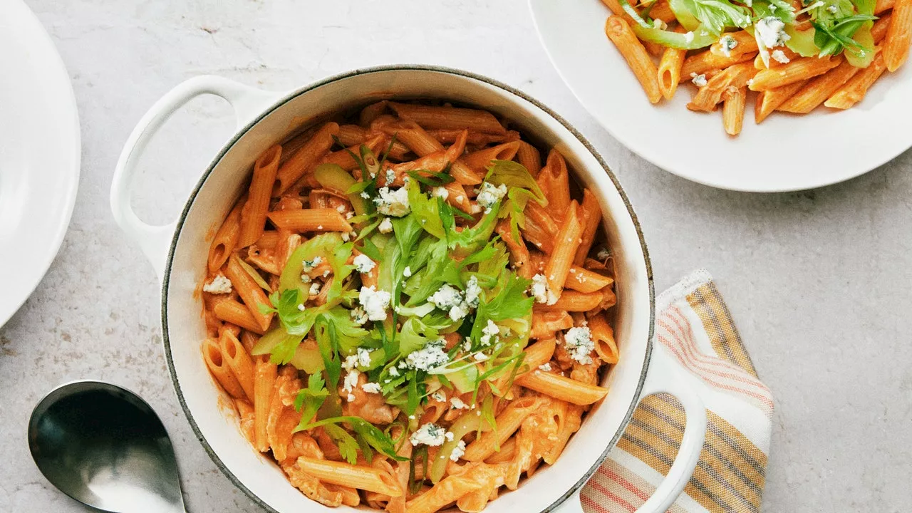 One-Pot Buffalo Chicken Pasta