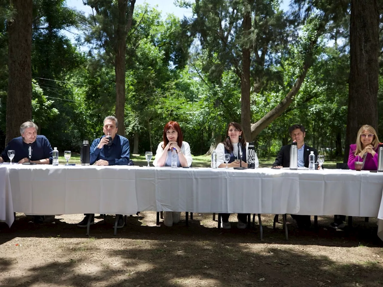 Los gremios aeronáuticos cierran filas con el proyecto de Kicillof de traspasar Aerolíneas a la Provincia