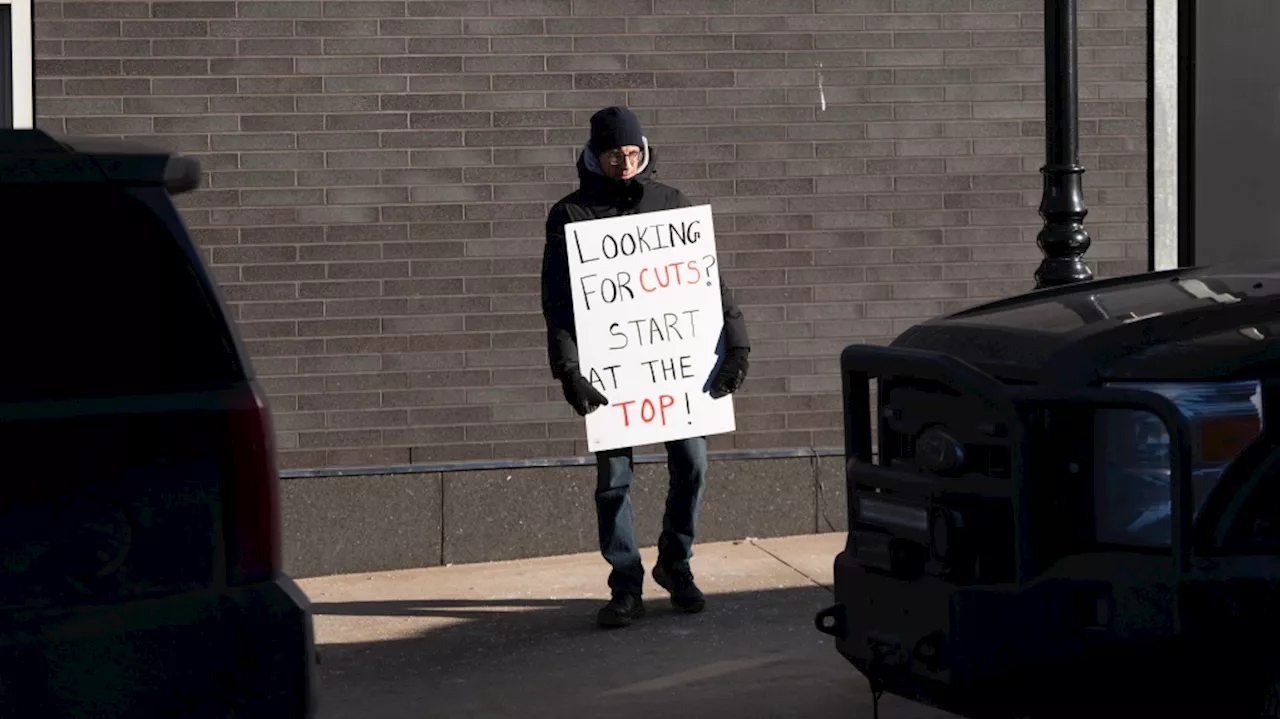 Tensions rising between Canada Post, union as strike nears four-week mark