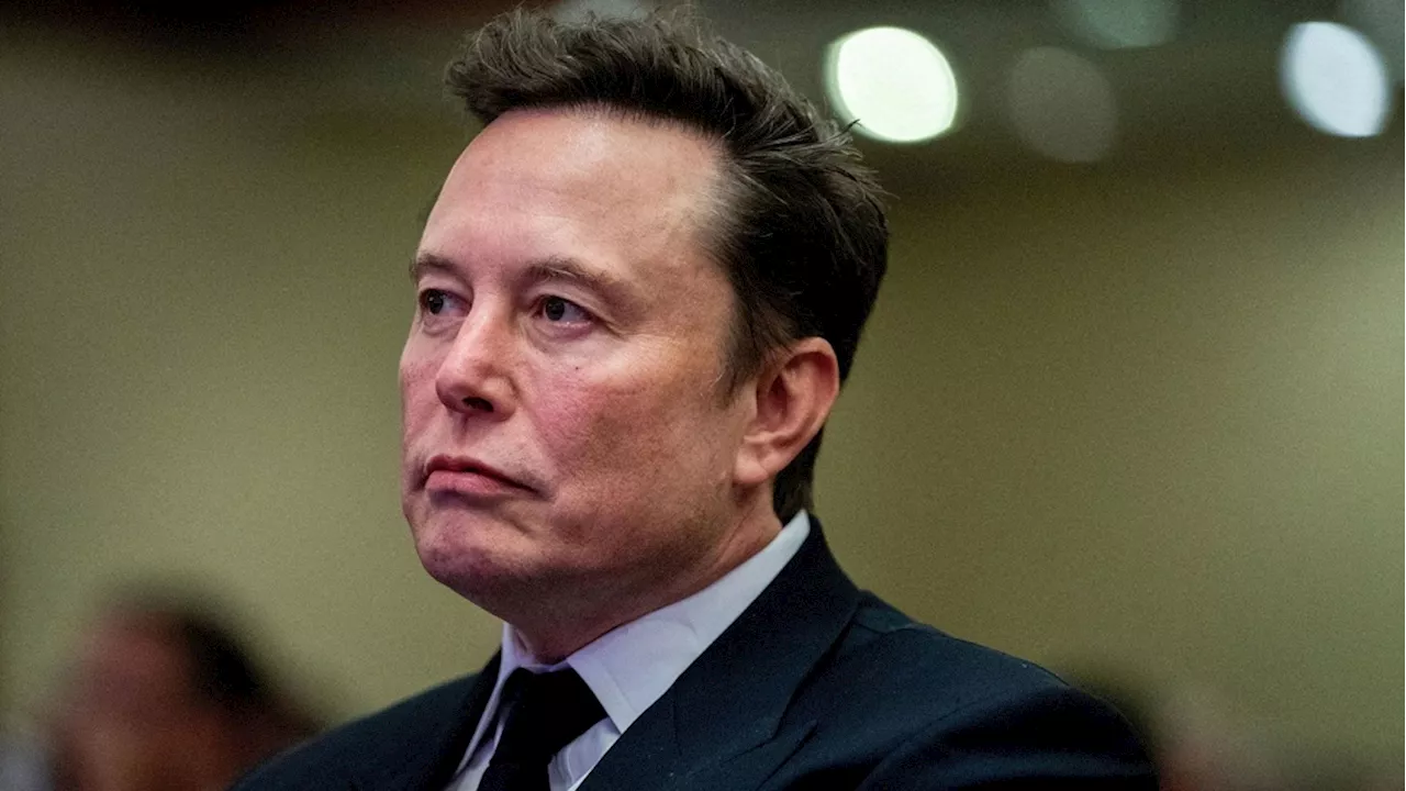 Elon Musk becomes the first person to reach a net worth of US$400 billion