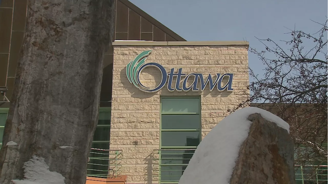 Council approves 3.9% tax hike in 2025 City of Ottawa budget, hikes senior fares $9