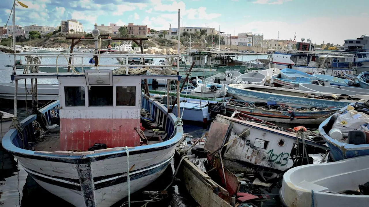 Überlebende nach Bootsunglück vor Lampedusa: Helfer retten Elfjährige offenbar nach Tagen im Mittelmeer