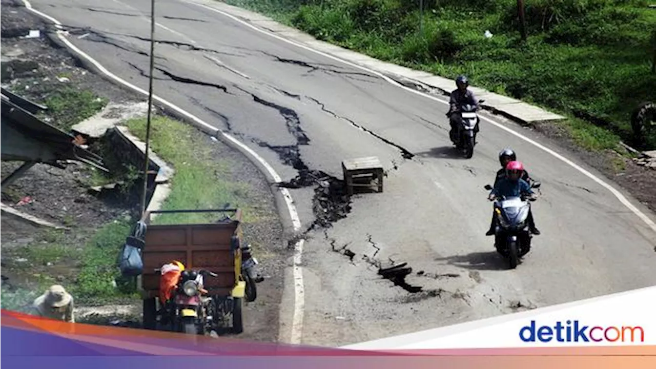 Pakar ITS Beberkan Penyebab Tanah Bergerak di Sukabumi, Ternyata Karena Ini