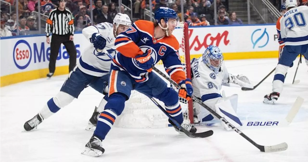 Draisaitl scores his 20th as Oilers edge Lightning 2-1