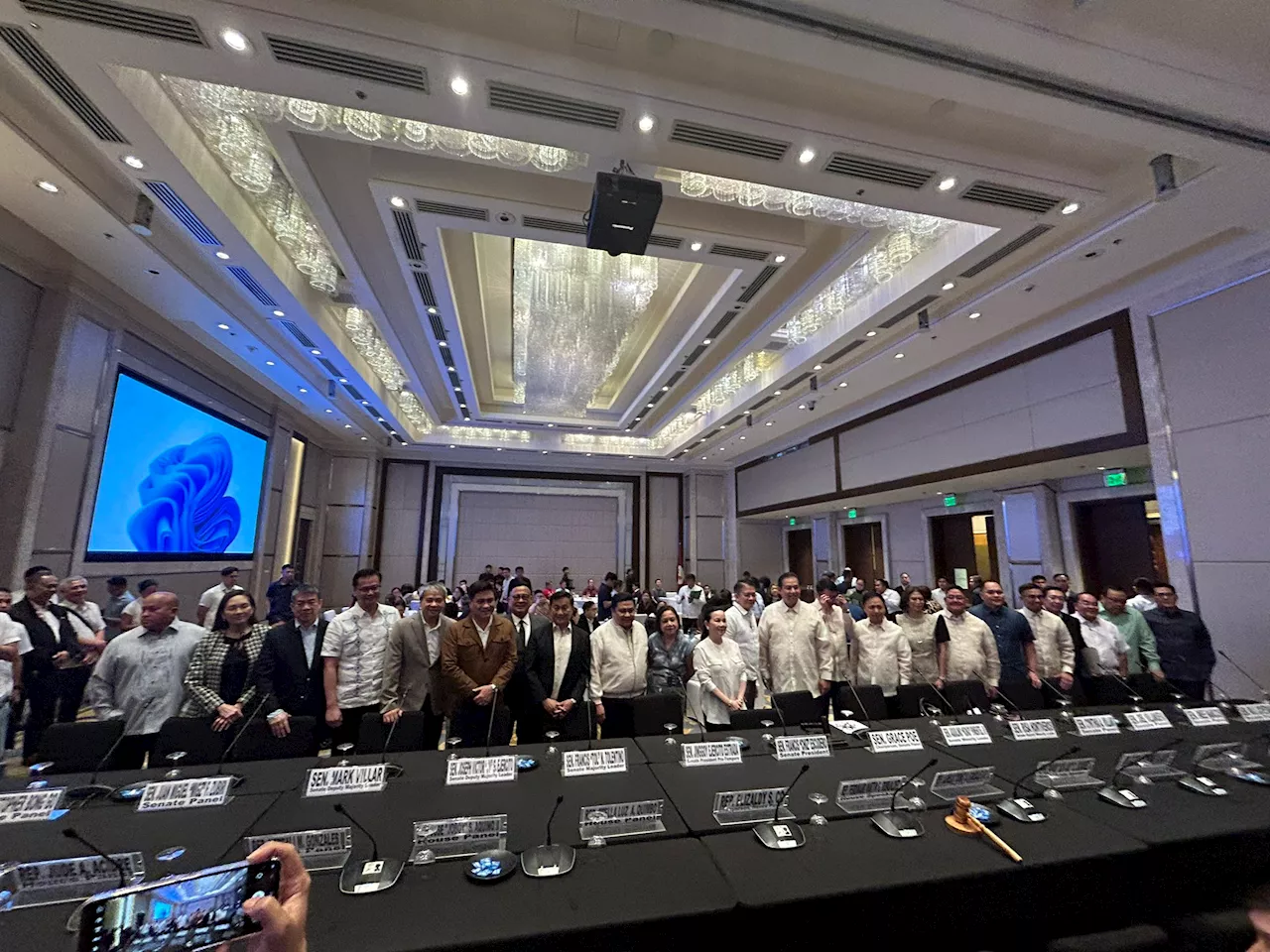 Bicam OKs final version of 2025 nat’l bugdet bill; retains P733M for OVP