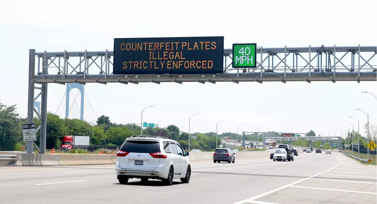 NYC officials target parked cars with illegal plates ahead of congestion pricing tolls