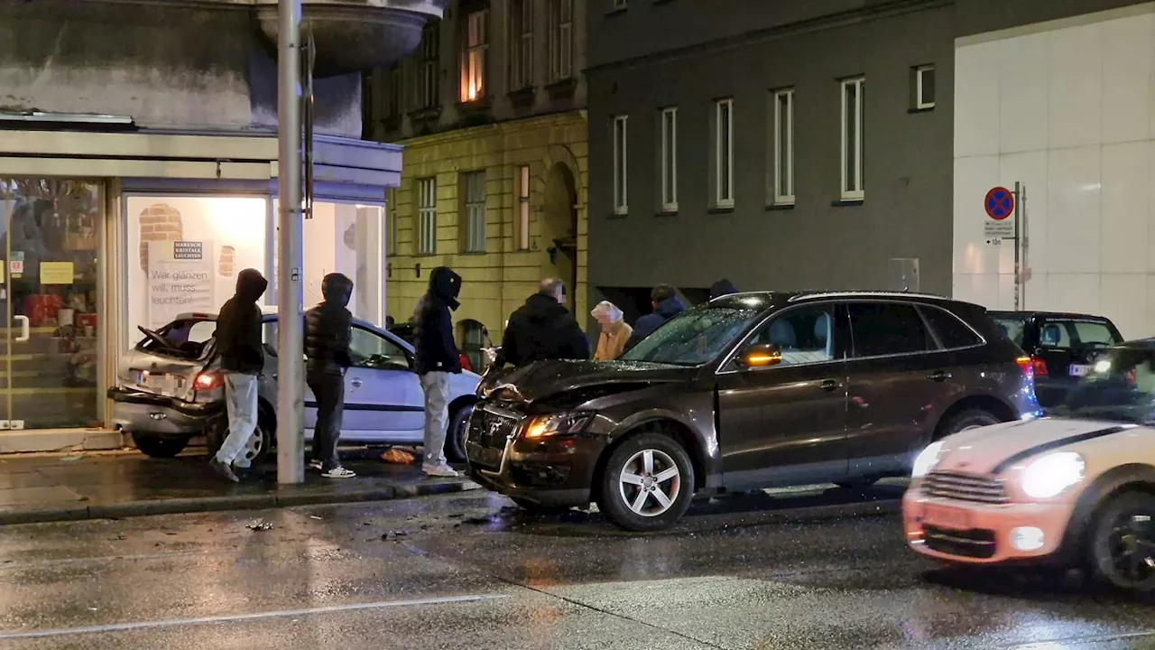 Schwerer Audi-Crash am Wiener Gürtel