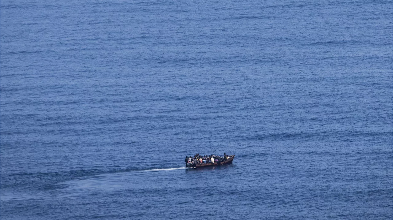 Una niña sobrevive sola tres días en alta mar tras un naufragio en Lampedusa