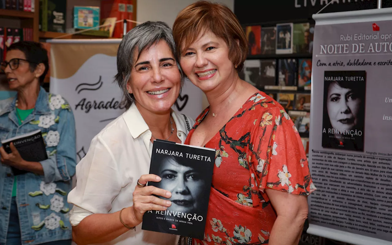 Gloria Pires prestigia lançamento do livro de Narjara Turetta