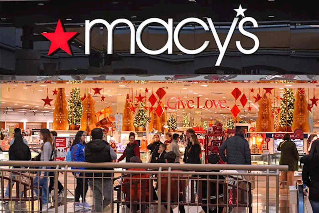 Macy's offers a mixed outlook after reporting third quarter profit and sales declines