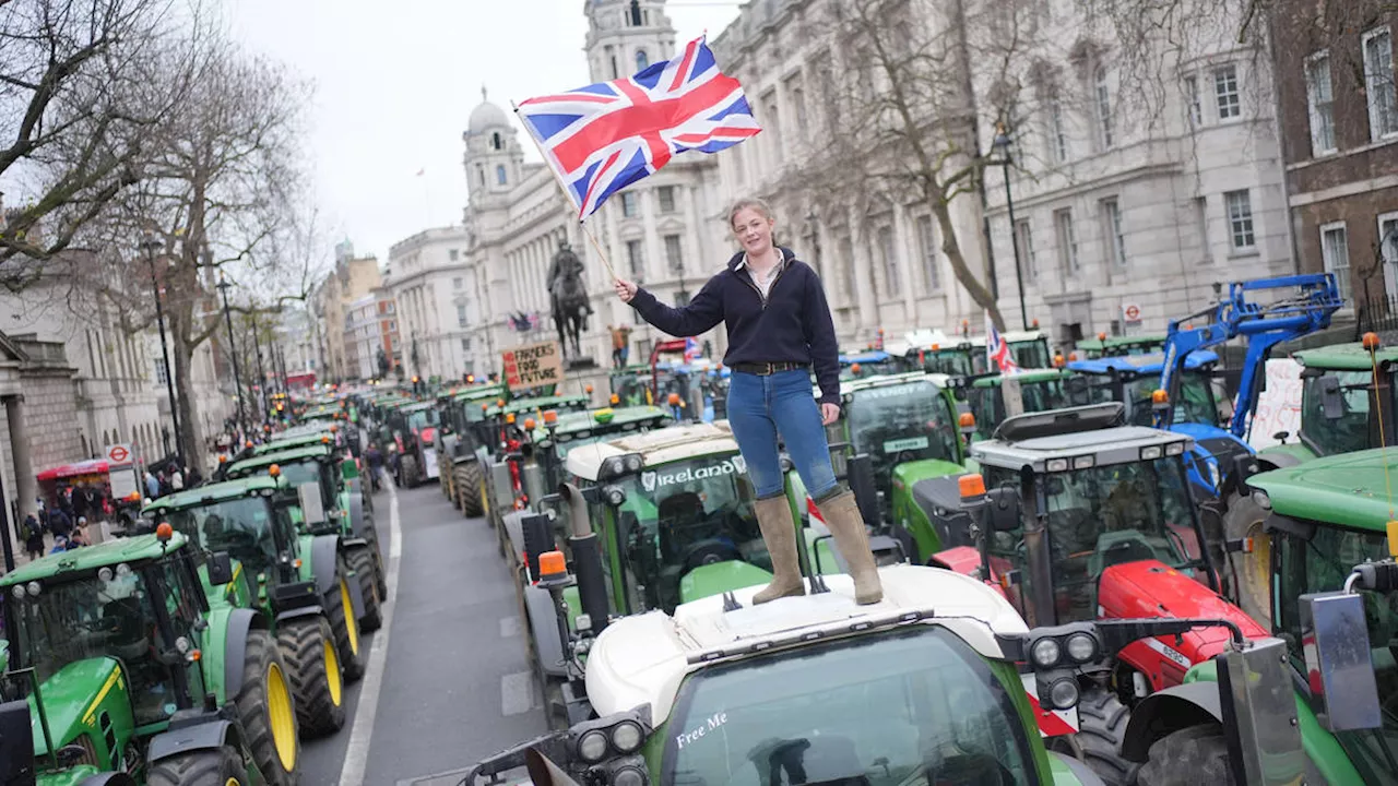 Farmers declare 'war' on inheritance tax changes as hundreds of tractors roll through London